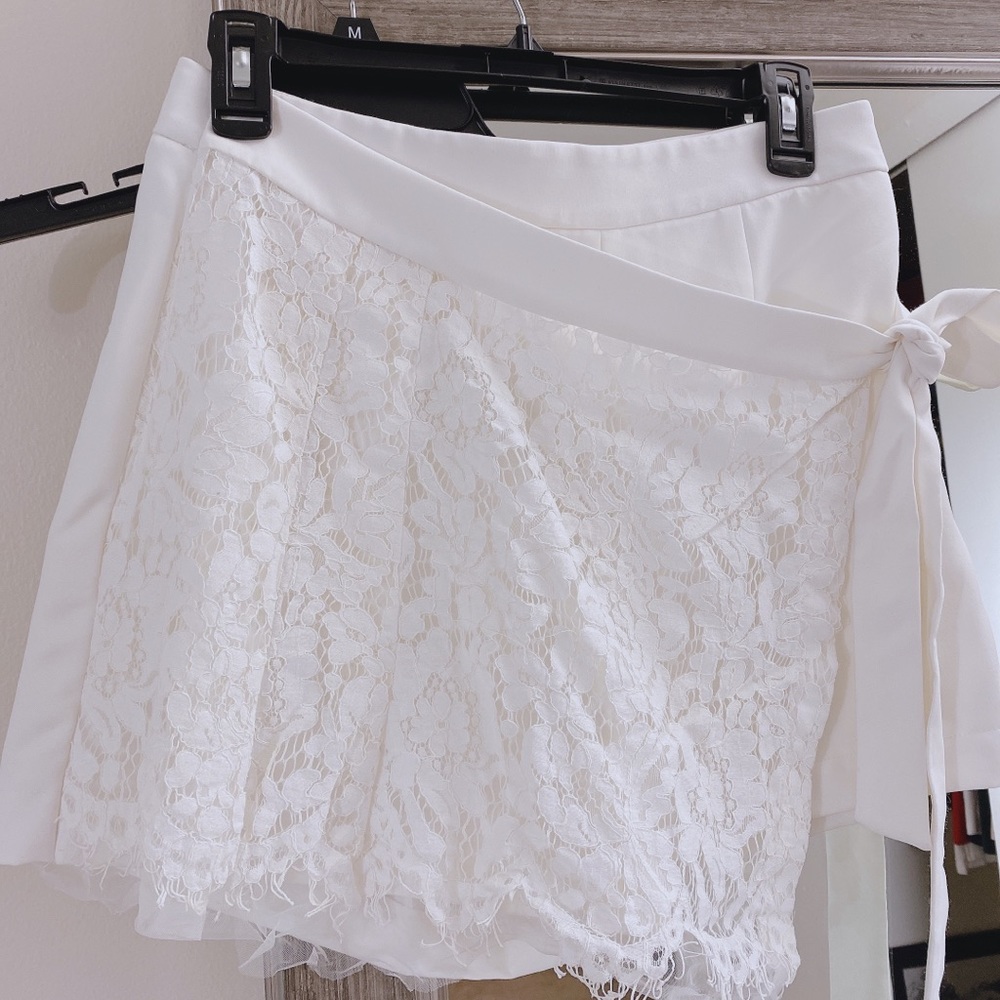 White skirts